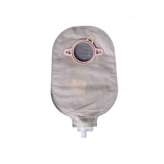 Hollister Conform 2 urostomy pouch, transparent, with tap outlet 4